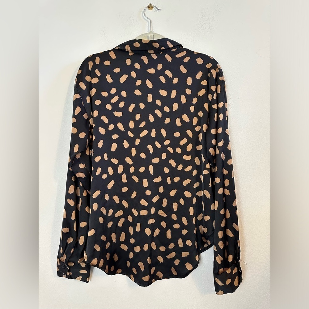 Anthropologie Mine Black Stroke Print Satin Top size L - Picture 3 of 7